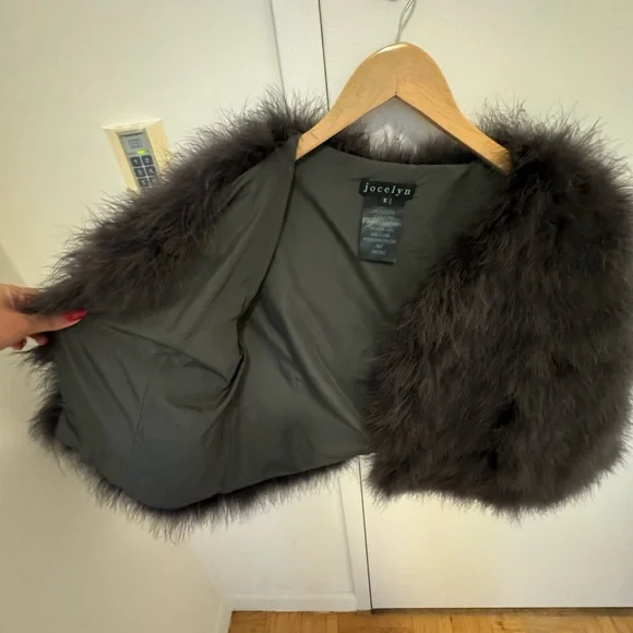 Jocelyn Grey fur jacket size S - Picture 3 of 4